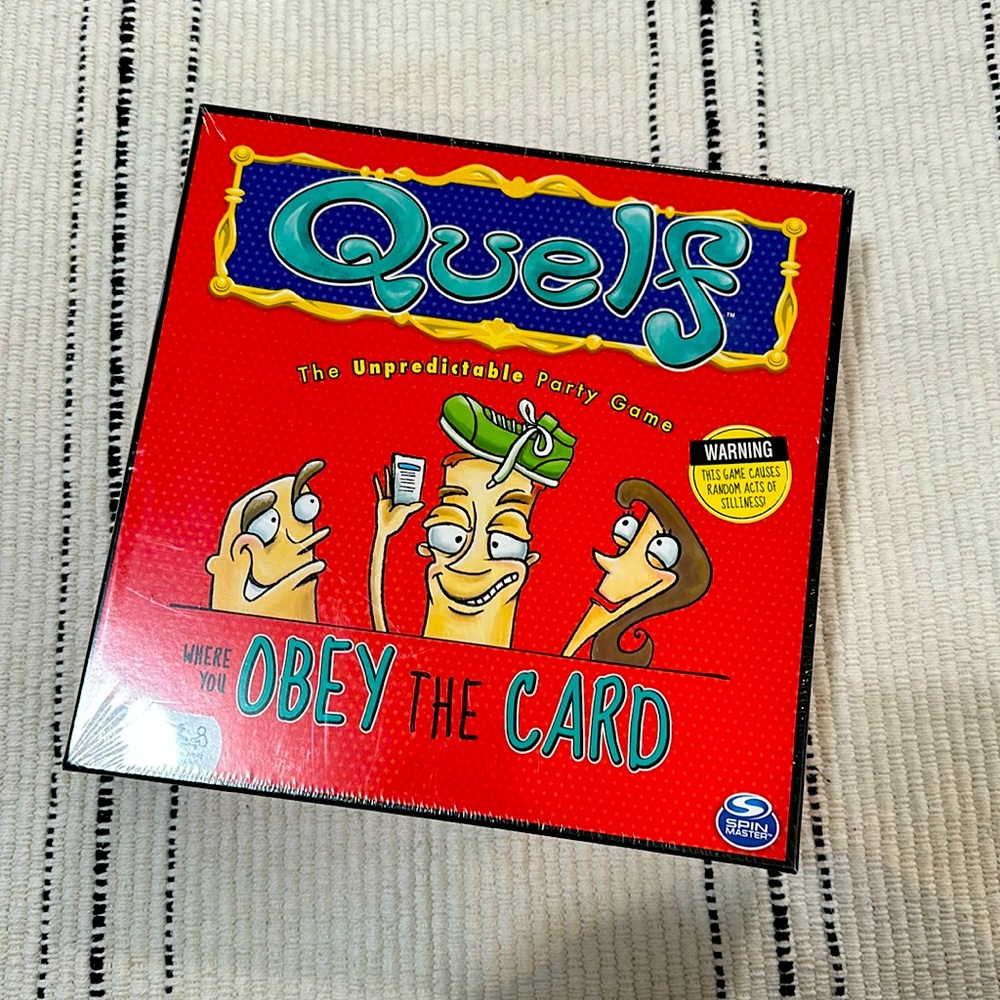 QUELF The Unpredictable Party Game Where You Obey The Card Board Game New Sealed